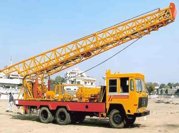 Truck Mounting Rotary Drilling Rig Machine